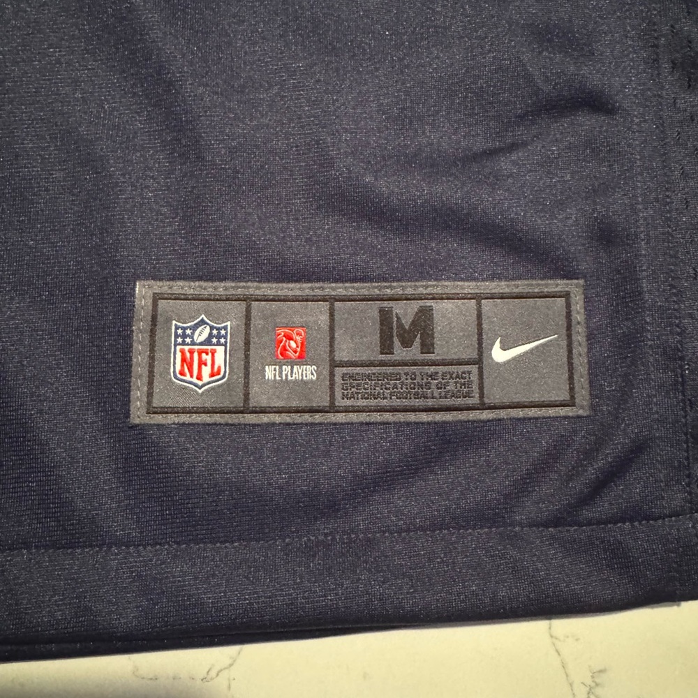 Kendrick Bourne New England Patriots Jersey - Picture 8 of 9